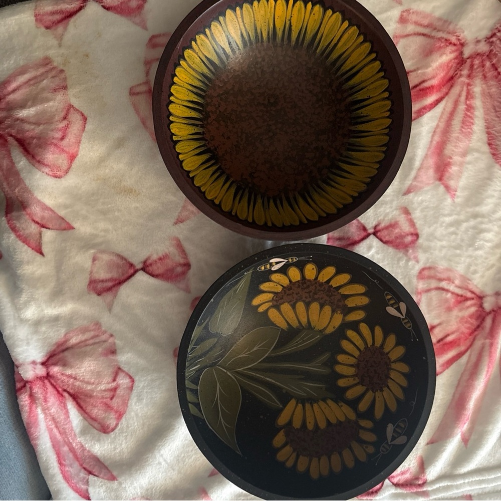 Kathy Graybill Vintage Hand painted Sunflower Decorative Bowls